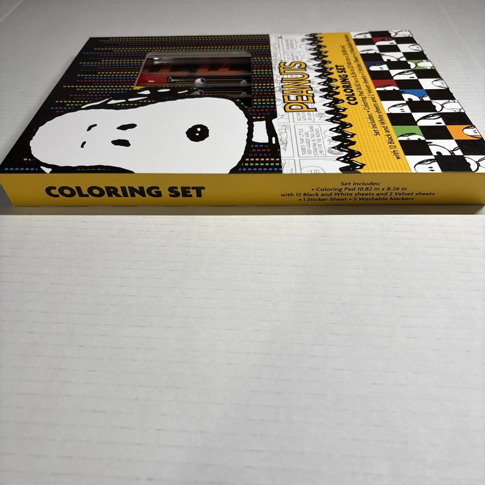 Peanuts Coloring Set - Picture 5 of 5